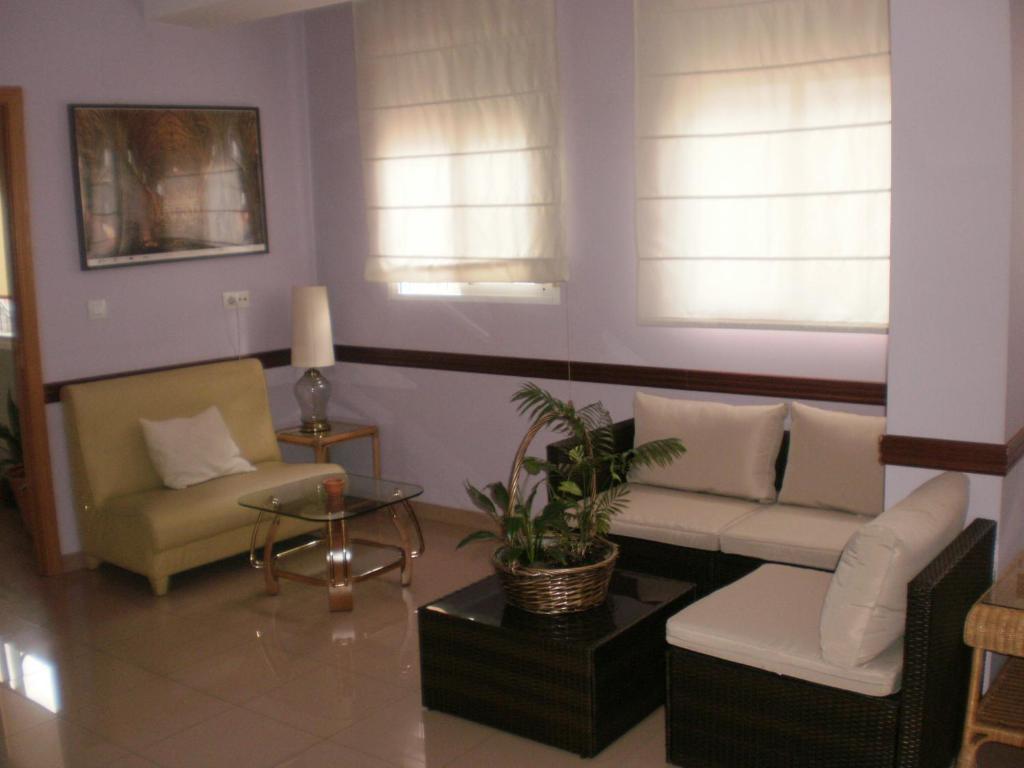 Hotel Dora Plasencia Exterior foto